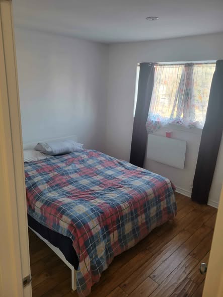 URGENCE ET OPPORTUNITÉ : Chambre disponible DÈS AUJOURD'HUI.